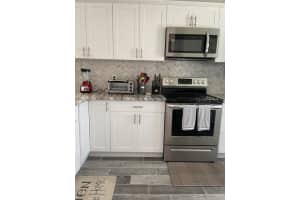 2714 60TH AVENUE TERRACE, BRADENTON, FL 34207 - MLS#MFRTB8389858