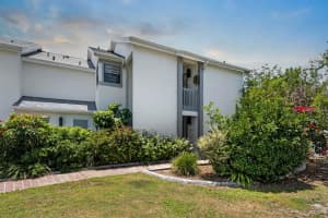 609 Lively Dr #b, SUN CITY CENTER