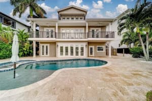 803 Harbor Dr, BELLEAIR BEACH