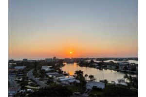 10355 PARADISE BOULEVARD, TREASURE ISLAND, FL 33706 - MLS#MFRTB8389905