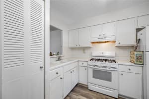 2928 FEATHER DRIVE, CLEARWATER, FL 33759 - MLS#MFRTB8389965