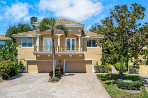 191 BANYAN BAY DRIVE, ST PETERSBURG, FL 33705 - MLS#MFRTB8389966