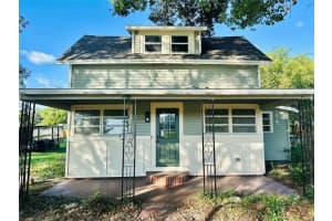 5654 12th St, ZEPHYRHILLS