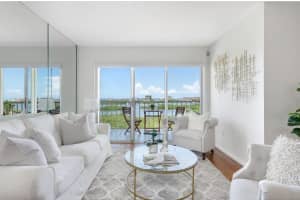 9000 COMMODORE DRIVE, SEMINOLE, FL 33776 Sold 08/15/25