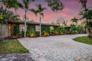 4301 S Lockwood Ridge Rd, SARASOTA
