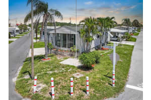 2048 SUN HOME STREET, SARASOTA, FL 34231 Sold 06/20/25