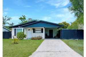 2606 E 97th Ave, TAMPA