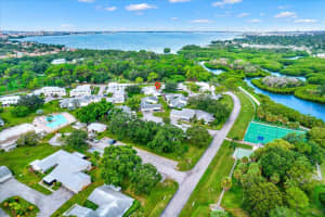 3229 40TH LANE, ST PETERSBURG, FL 33711 - MLS#MFRTB8390509
