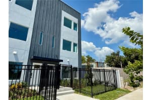 851 6TH AVENUE, ST PETERSBURG, FL 33701 Sold 07/31/25