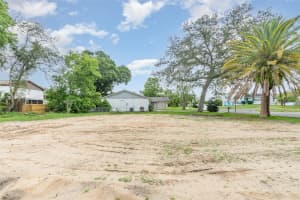 1328 PARADISE LANE, DAYTONA BEACH, FL 32119 Sold 07/18/25