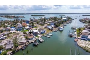 253 Boca Ciega Dr, MADEIRA BEACH