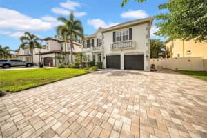3903 DE LEON STREET, TAMPA, FL 33609 Sold 09/23/25