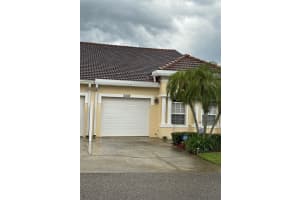 2202 Garden Lake Dr, WINTER HAVEN