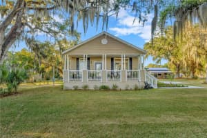 10533 LITHIA PINECREST ROAD, LITHIA, FL 33547 Sold 07/08/25