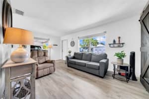 7850 40TH AVENUE, ST PETERSBURG, FL 33709 Sold 08/26/25