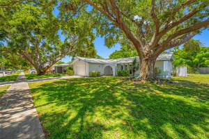 1211 STONY BROOK LANE, DUNEDIN, FL 34698 Sold 07/25/25