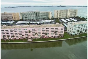 6075 Shore Blvd S #215, GULFPORT