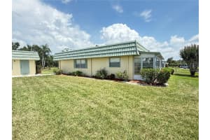 102 CAMBRIDGE TRAIL, SUN CITY CENTER, FL 33573 - MLS#MFRTB8390950