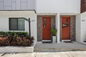 820 2ND AVENUE, ST PETERSBURG, FL 33701 Sold 07/10/25