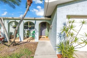 5925 18TH STREET, ST PETERSBURG, FL 33703 - MLS#MFRTB8390993
