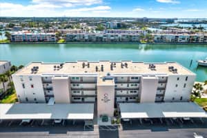 7625 SUN ISLAND DRIVE, SOUTH PASADENA, FL 33707 - MLS#MFRTB8391014