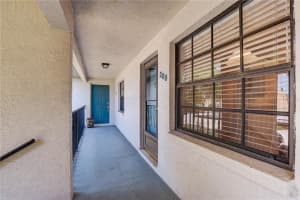 11800 PARK BOULEVARD, SEMINOLE, FL 33772 - MLS#MFRTB8391025