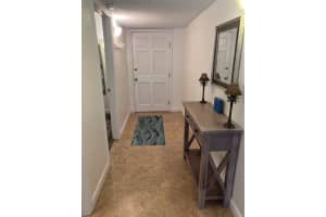 240 BAYSHORE BOULEVARD, CLEARWATER, FL 33759 Sold 06/20/25