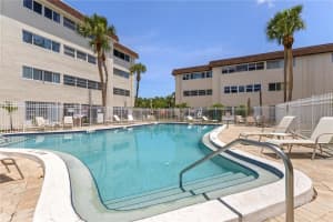 6370 1ST STREET, ST PETERSBURG, FL 33702 - MLS#MFRTB8391050