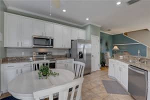 580 SHOREHAM COURT, ST PETERSBURG, FL 33716 Sold 08/04/25