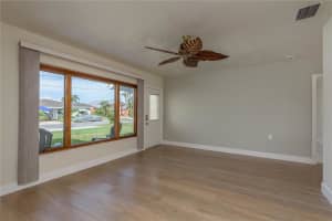 2010 BAYVIEW PLACE, INDIAN ROCKS BEACH, FL 33785 Sold 09/26/25