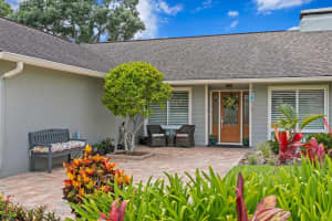 13810 LAKE VILLAGE PLACE, TAMPA, FL 33618 Sold 07/11/25