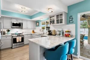13810 LAKE VILLAGE PLACE, TAMPA, FL 33618 Sold 07/11/25