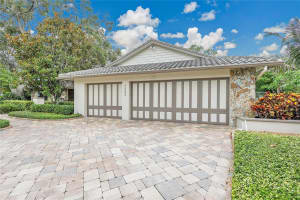 3207 HILLTOP LANE, LARGO, FL 33770 Sold 07/31/25