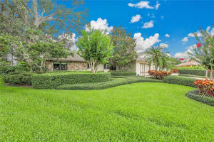 3207 HILLTOP LANE, LARGO, FL 33770 Sold 07/31/25