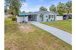 512 FLAME TREE DRIVE, APOLLO BEACH, FL 33572 - MLS#MFRTB8391478