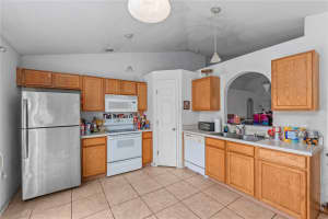 11334 IVY FLOWER LOOP, RIVERVIEW, FL 33578 - MLS#MFRTB8391520