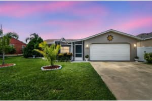 3044 Muir St, HOLIDAY