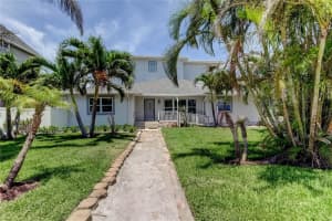 16021 GULF BOULEVARD, REDINGTON BEACH, FL 33708 - MLS#MFRTB8391557
