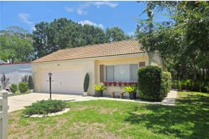 454 San Jose Dr, WINTER HAVEN