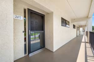 9450 HARBOR GREENS WAY, SEMINOLE, FL 33776 - MLS#MFRTB8391695