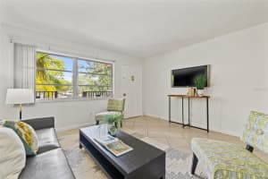 232 36TH AVENUE, ST PETERSBURG, FL 33704 Sold 08/27/25