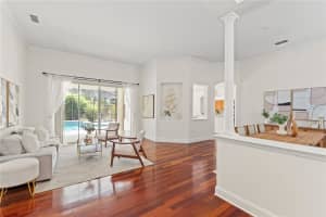 2901 LAUREL MEADOW COURT, PLANT CITY, FL 33566 Sold 10/23/25