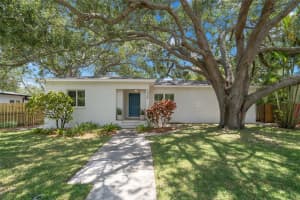 526 36TH AVENUE, ST PETERSBURG, FL 33704 Sold 07/02/25