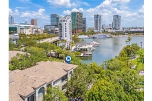 741 Mainsail Dr, TAMPA