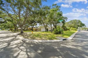 5825 OAKHURST DRIVE, SEMINOLE, FL 33772 - MLS#MFRTB8391904