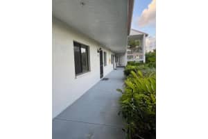 105 LAKEVIEW WAY, OLDSMAR, FL 34677 - MLS#MFRTB8392031