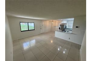 3300 FOX CHASE CIRCLE, PALM HARBOR, FL 34683 - MLS#MFRTB8392036