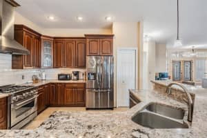 6411 BARTON ROAD, PLANT CITY, FL 33565 - MLS#MFRTB8392076