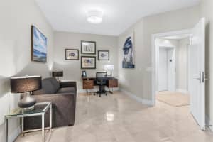 1325 SNELL ISLE BOULEVARD, ST PETERSBURG, FL 33704 - MLS#MFRTB8392120