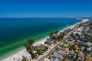 8226 GULF BOULEVARD, TREASURE ISLAND, FL 33706 Sold 07/23/25